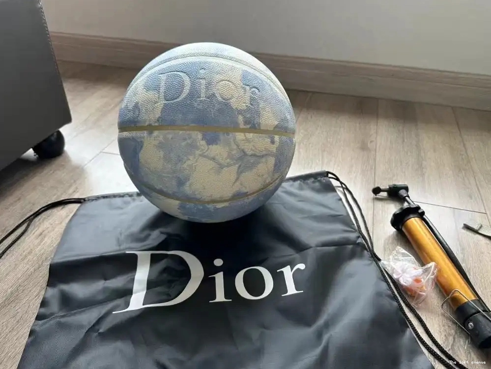 BASKETBALL DIOR 0629